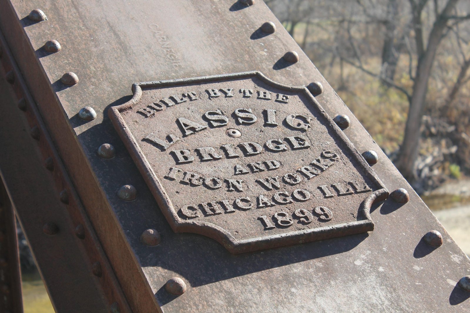 Plaque, east span